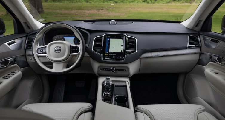 Volvo XC90 Interior